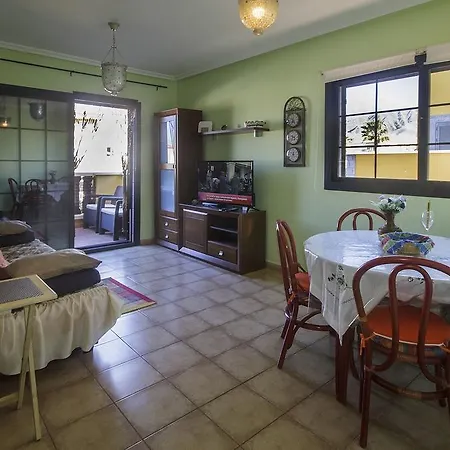 Apartman Beautiful Roof Terrace